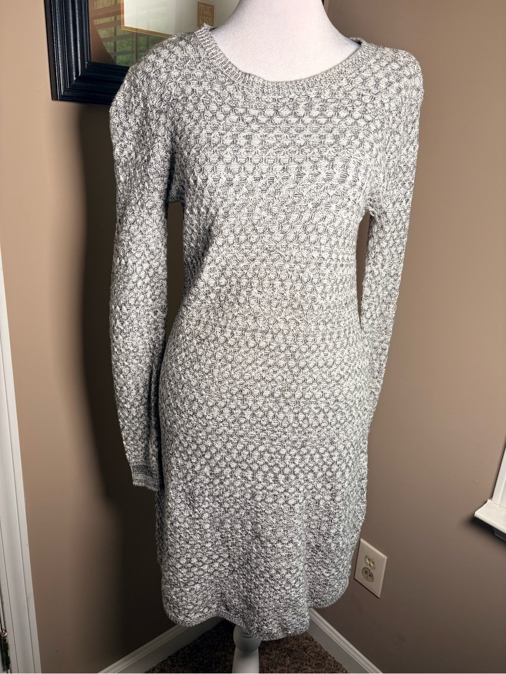 LOFT Heathered Light Gray Textured Knit Long-Sleeve Dress